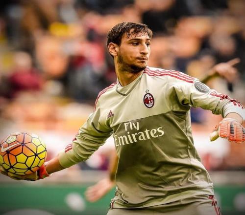 对手进入犯 对手进入犯