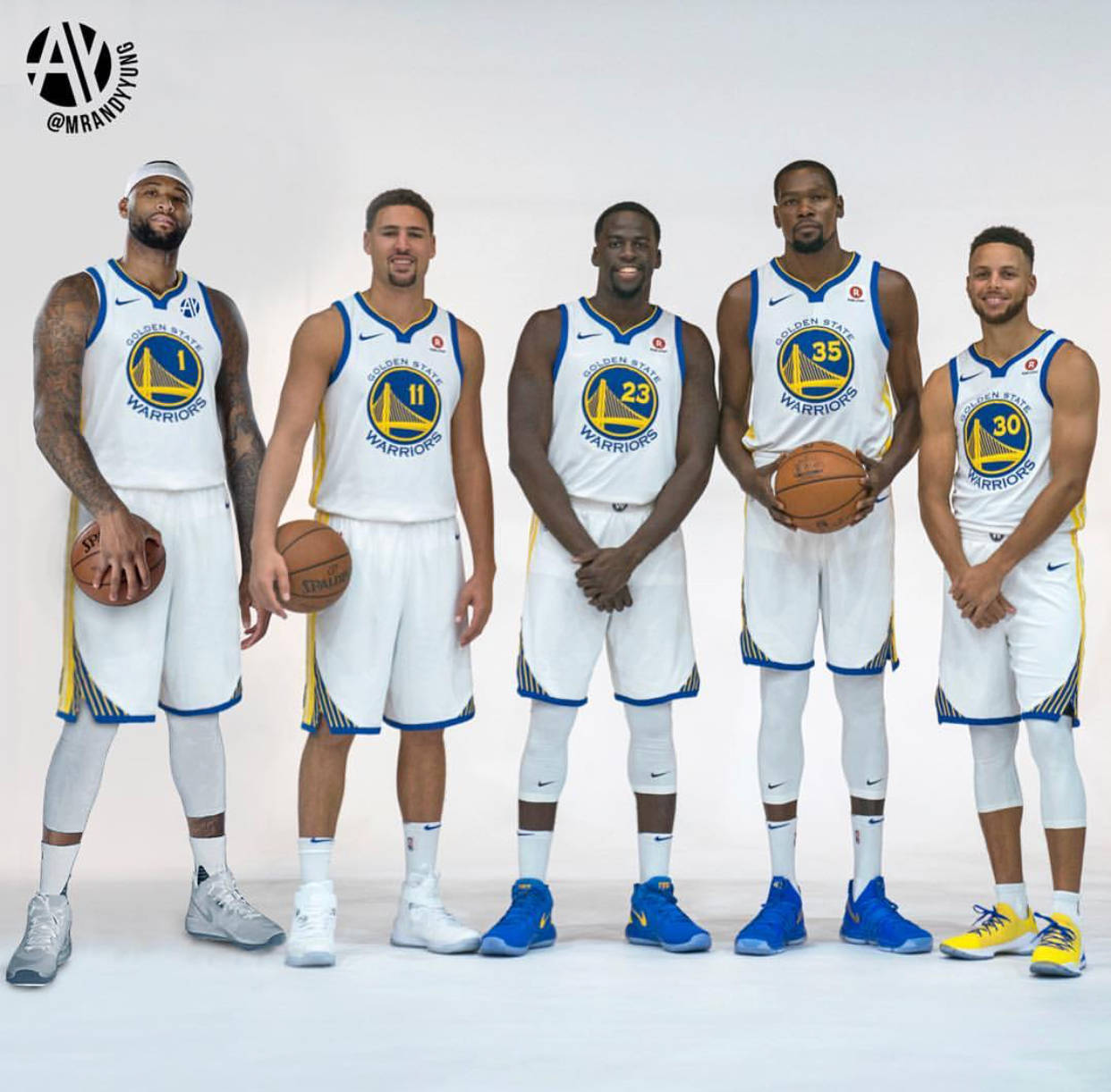 提供了一面 提供了一面