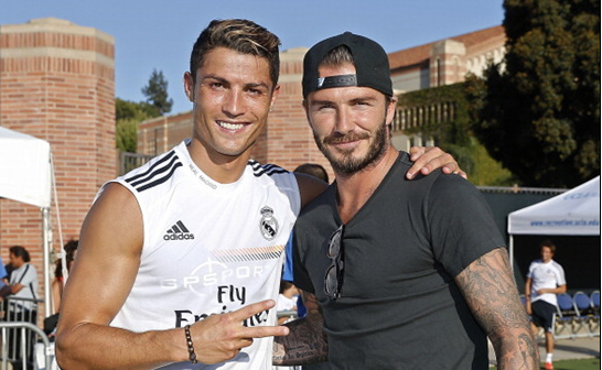 年一度的周 年一度的周